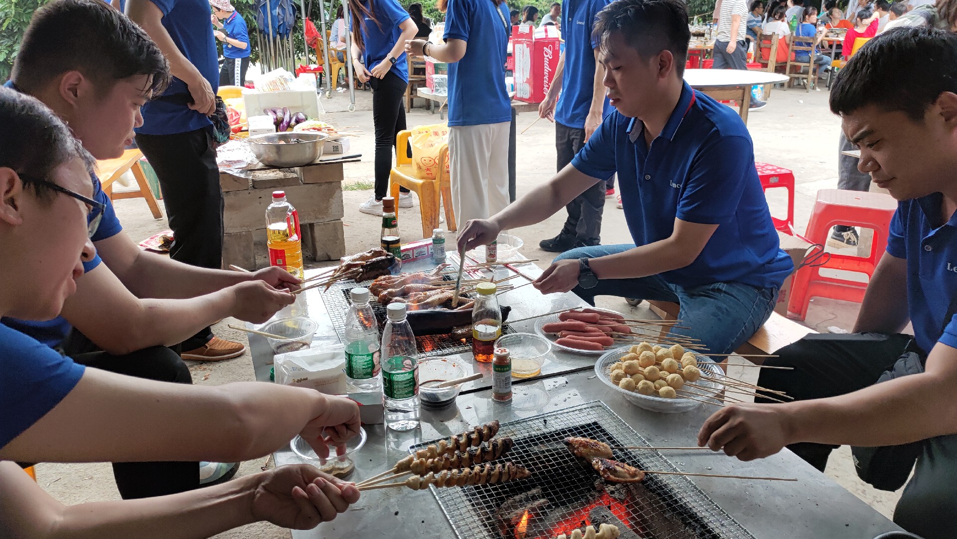 松湖騎行，穿樹飛花；農(nóng)家休閑，擁抱自然